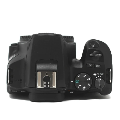 Canon EOS 250D DC Appareil Photo Numérique 24.1MP -Reflex Objectif EF-S 18-55mm III Wi-Fi Bluetooth