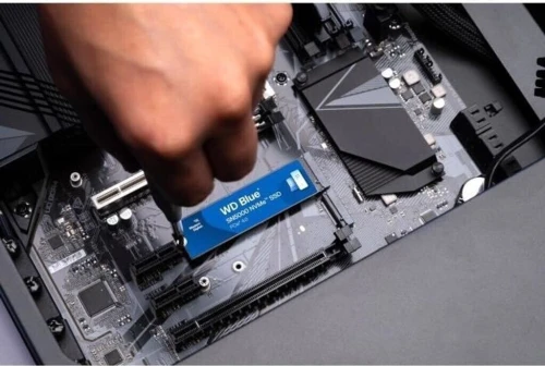 WD BLUE SN5000 2TO - SSD INTERNE NVME M.2 2280 - PCIE 4.0 - HAUTE VITESSE - STOCKAGE RAPIDE - BLUE