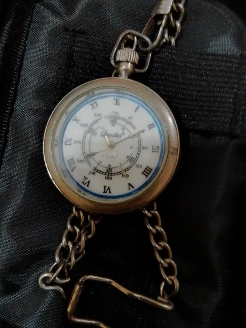 MONTRE DE STYLE