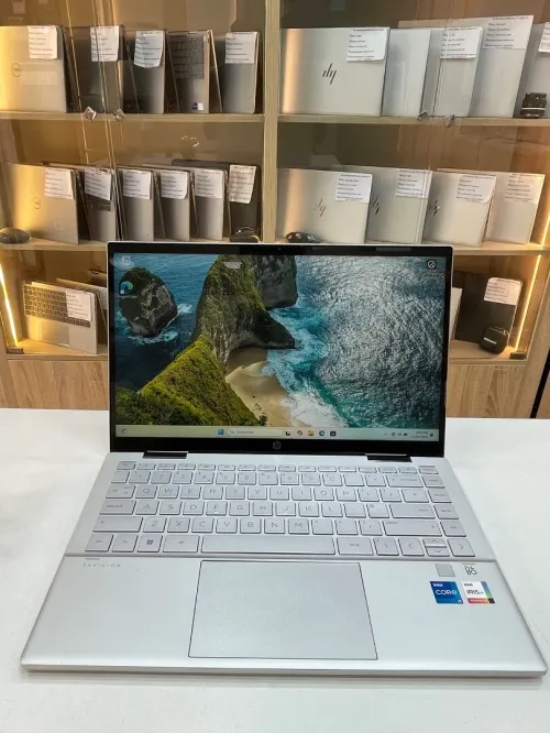 Hp pavillon X360 i5-1135G7 8gb 256ssd