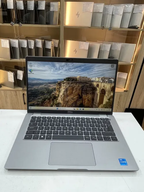 Dell latitude 5440 i5-1335U 16gb 256ssd