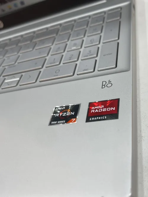 Hp Pavillon laptop 15 AMD Ryzen 7 7730U 16gb 512ssd