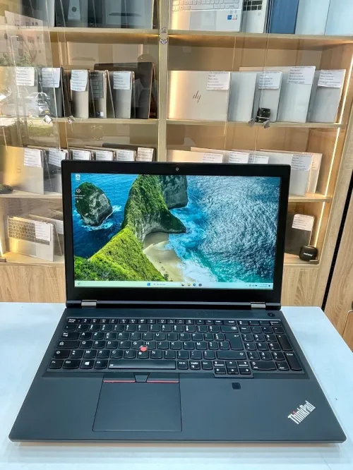 Lenovo Thinkpad P15 Gen 1 i9-10885H 32gb 1tb NVIDIA Quadro T2000