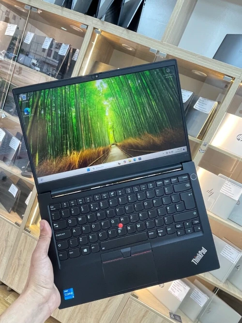 Lenovo Thinkpad E14 Gen 2 i5-1135G7 8gb 256ssd