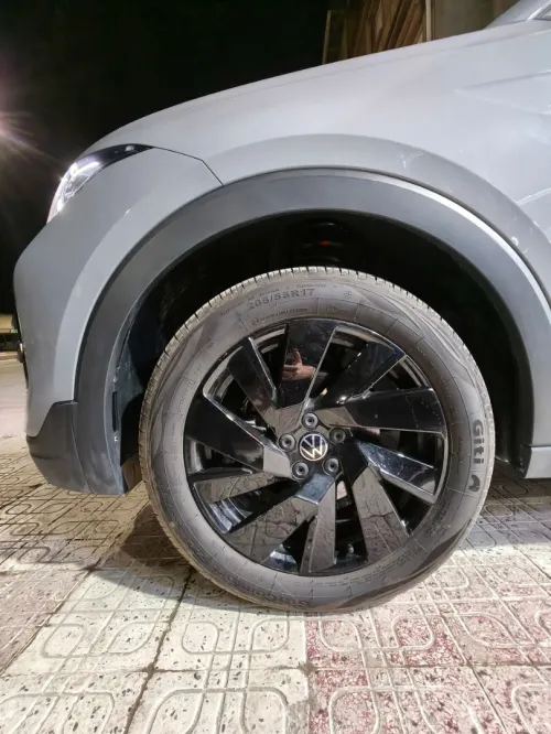 Volkswagen Tahru 2026 XR BLACK EDITION