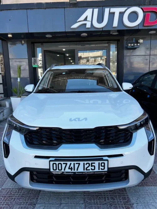 Kia Sonet  2025 Lmjmoula