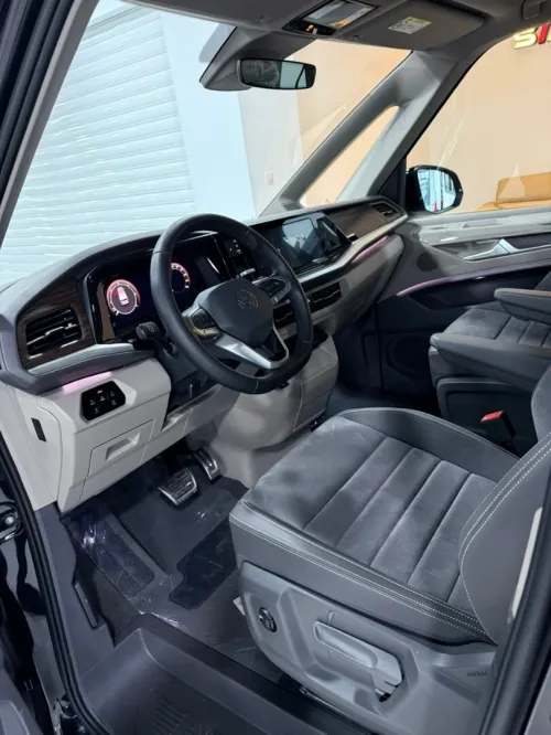 Volkswagen MULTIVAN 2024 CARAT