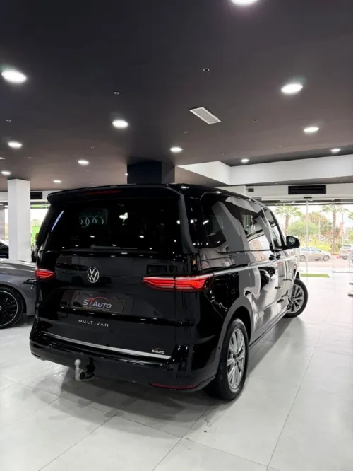 Volkswagen MULTIVAN 2024 CARAT