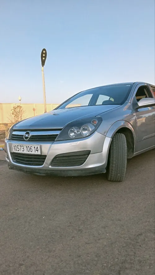 Opel Astra 2006 H