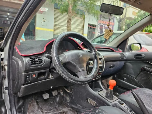 Peugeot 206 2002 La7