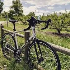 Vélo de vourse Btwin TRIBAN 100