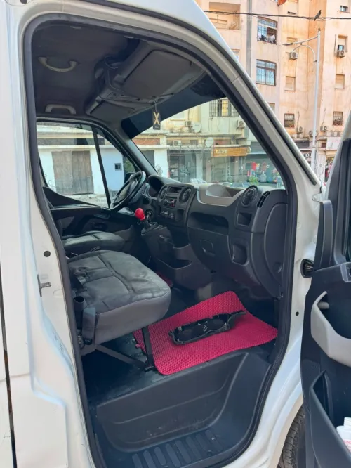 Renault Master 2012
