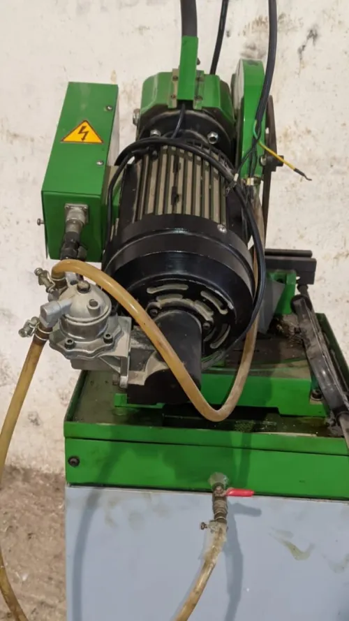 Tronçonneuse industrielle