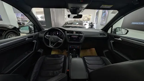 Volkswagen Tiguan 2021 Hybrid " Location "