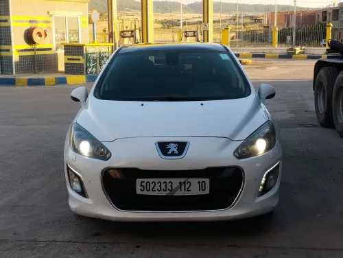 Peugeot 308 2012 allure 2