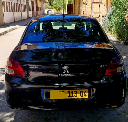 Peugeot 301 2013 Allure