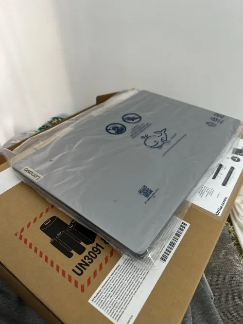 Lenovo i3 13 eme génération 