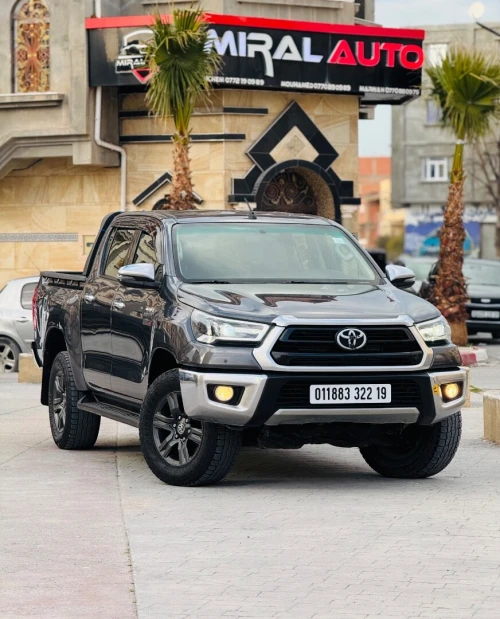 Toyota Hilux 2022 Revo