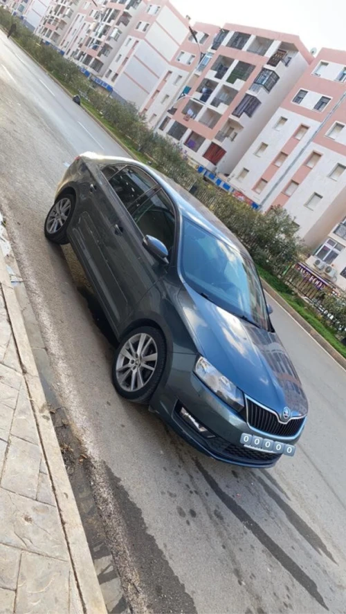 Skoda Rapid Facelift 2019 Ambition