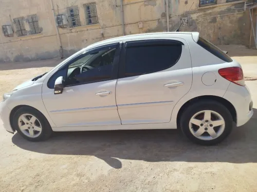 Peugeot 207 2012 207