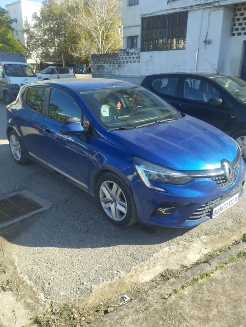 Renault Clio5 2022 Bissnes