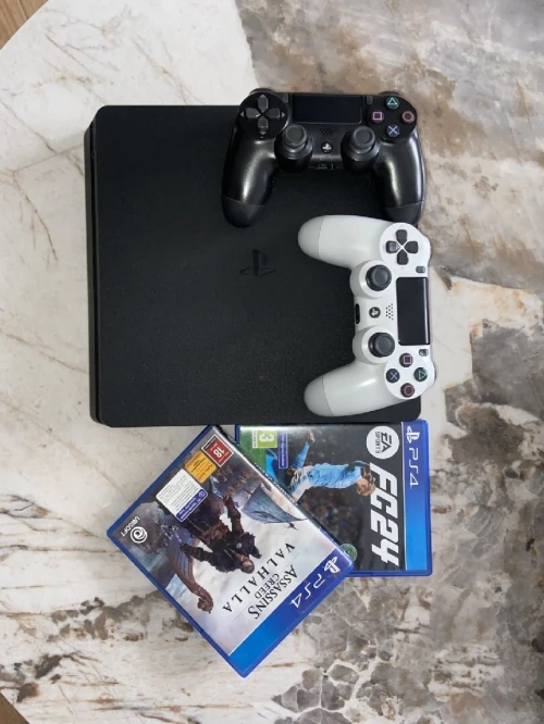 Ps4 slim