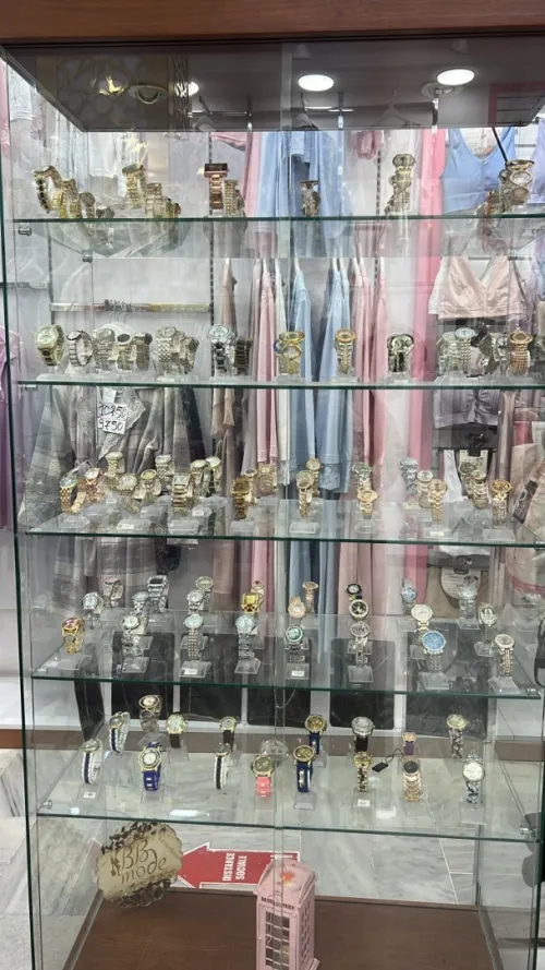 Vitrine a vendre 