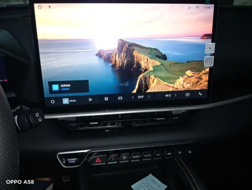 Geely Coolray 2026 