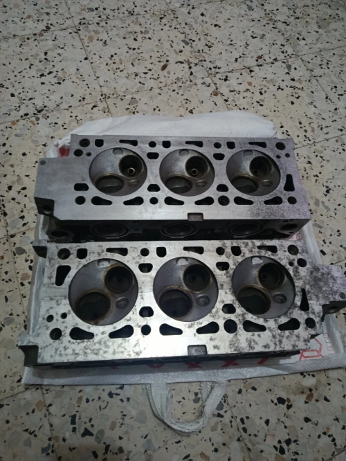 Culasse renault 25 v6