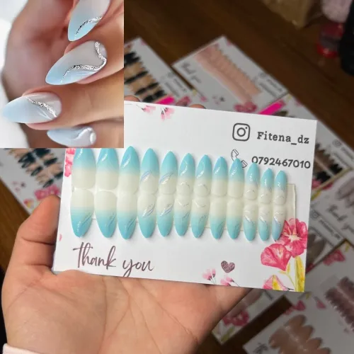 Press on nails  أضافر مؤقتة