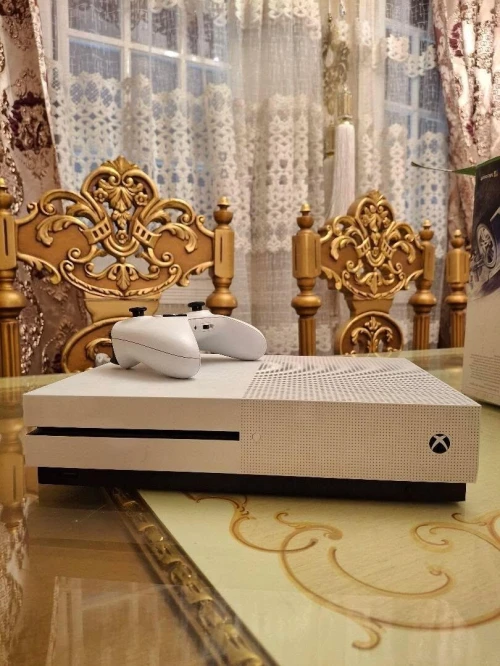 Xbox one s 2 manette