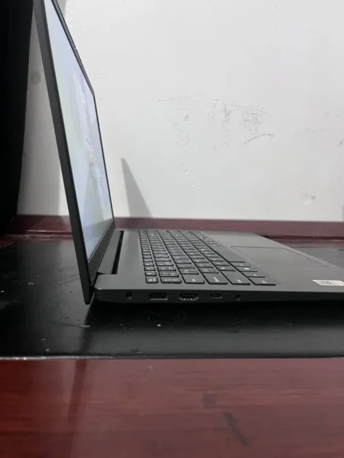 Lenovo v15 g4 iru i7 13gen