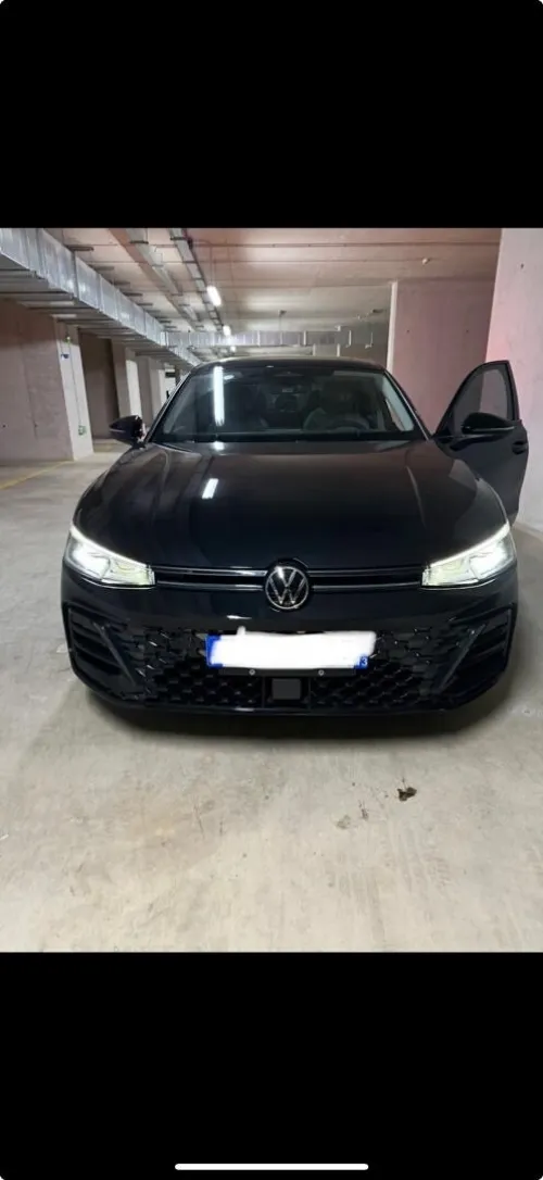 Volkswagen Passat 2025 PRO