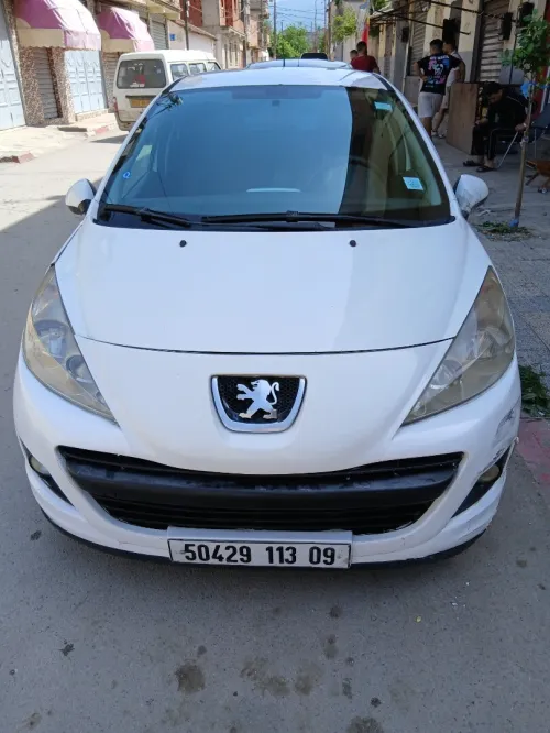 Peugeot 207 plus 2013 207 plus