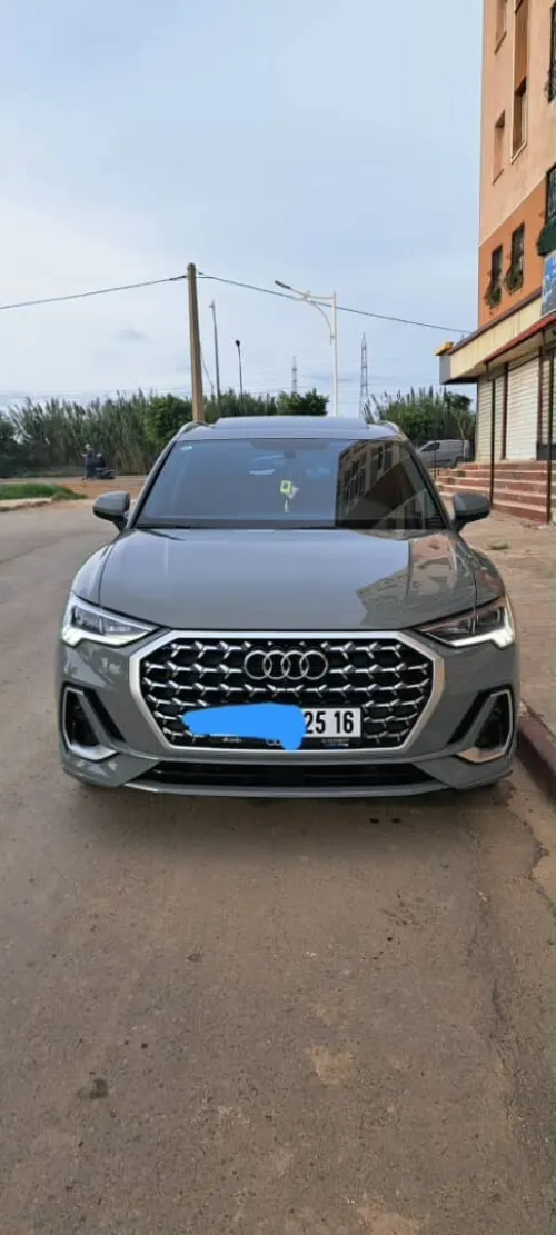 Audi Q3 2025 S LINE