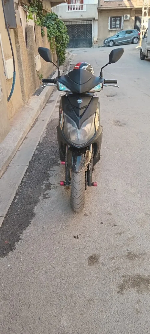 Sym Jet4 