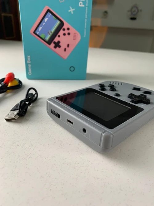 Mini console de jeu portable avec 800 jeux classiques rétro