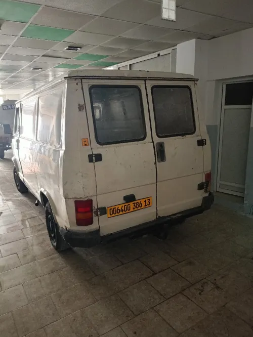 Peugeot J5 1986 