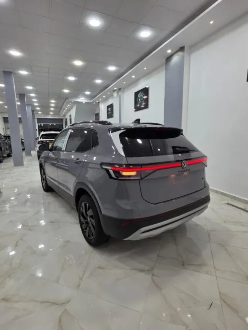 Volkswagen Tahru 2026 Full