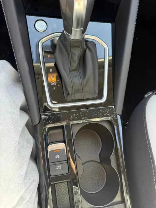 Volkswagen Jetta 2025 Full options