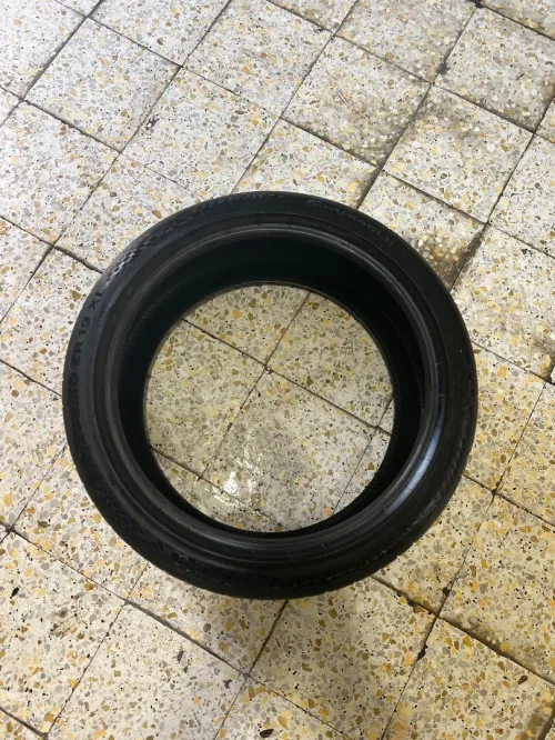 pneus continental 235/40/19