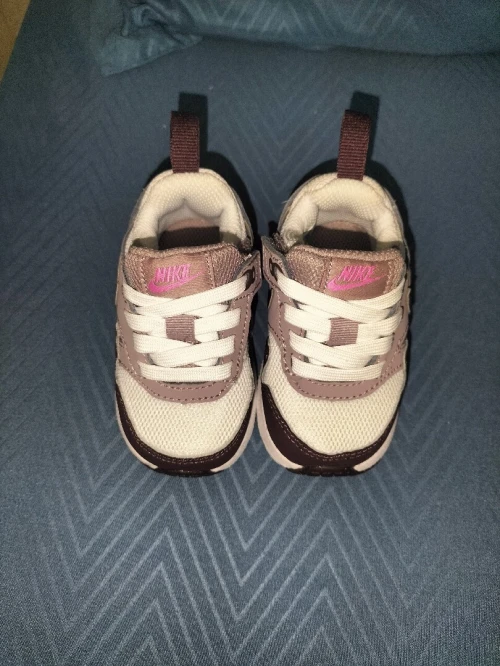 chaussure nike bebe