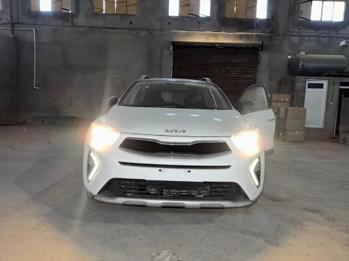 Kia KX1 2026 Black Roof