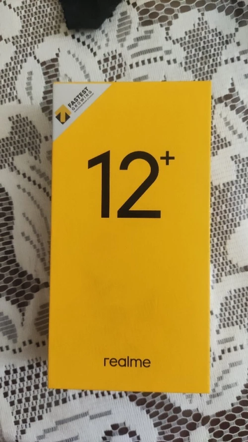 Realme 12 ram 12g mémoire 512g 