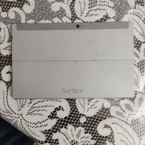 Surface Windows RT RAM 2go mémoire 32go