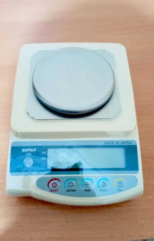 0.01g-1.2 kg ميزان ذهب japan neuf
