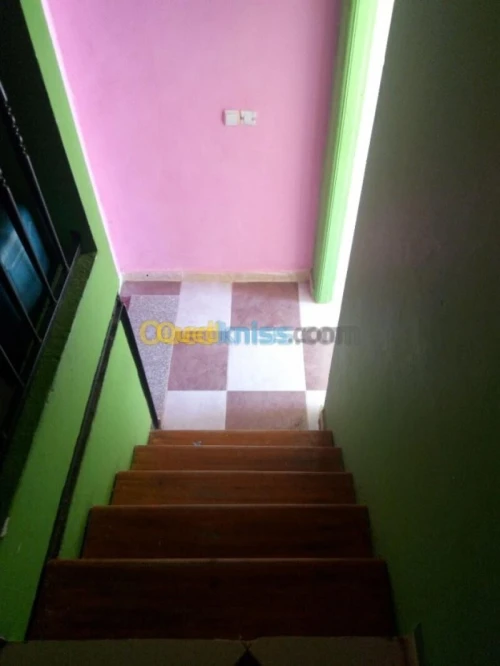 Vente Local Appartement F2 Oran Ain el turck
