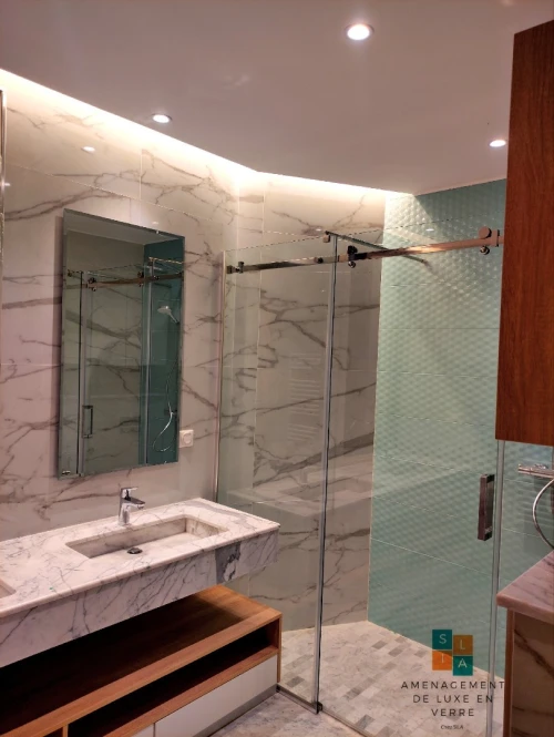 Cabinet de douche/séparation (salon, cuisine, balcon) en verre "Sila lux"
