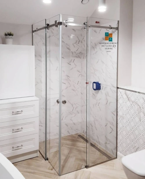 Cabine de douche sur mesure (travail de luxe) 