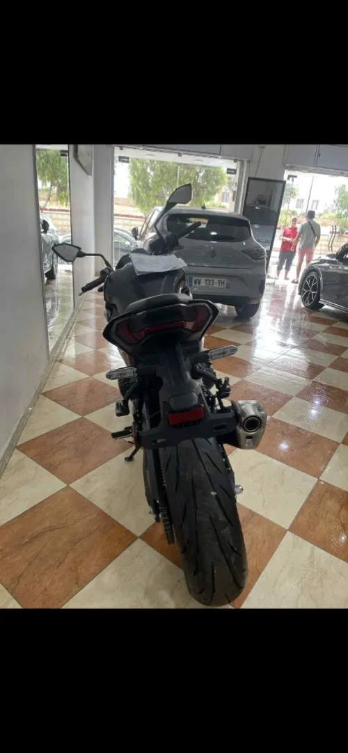 Kawasaki Z900 2025